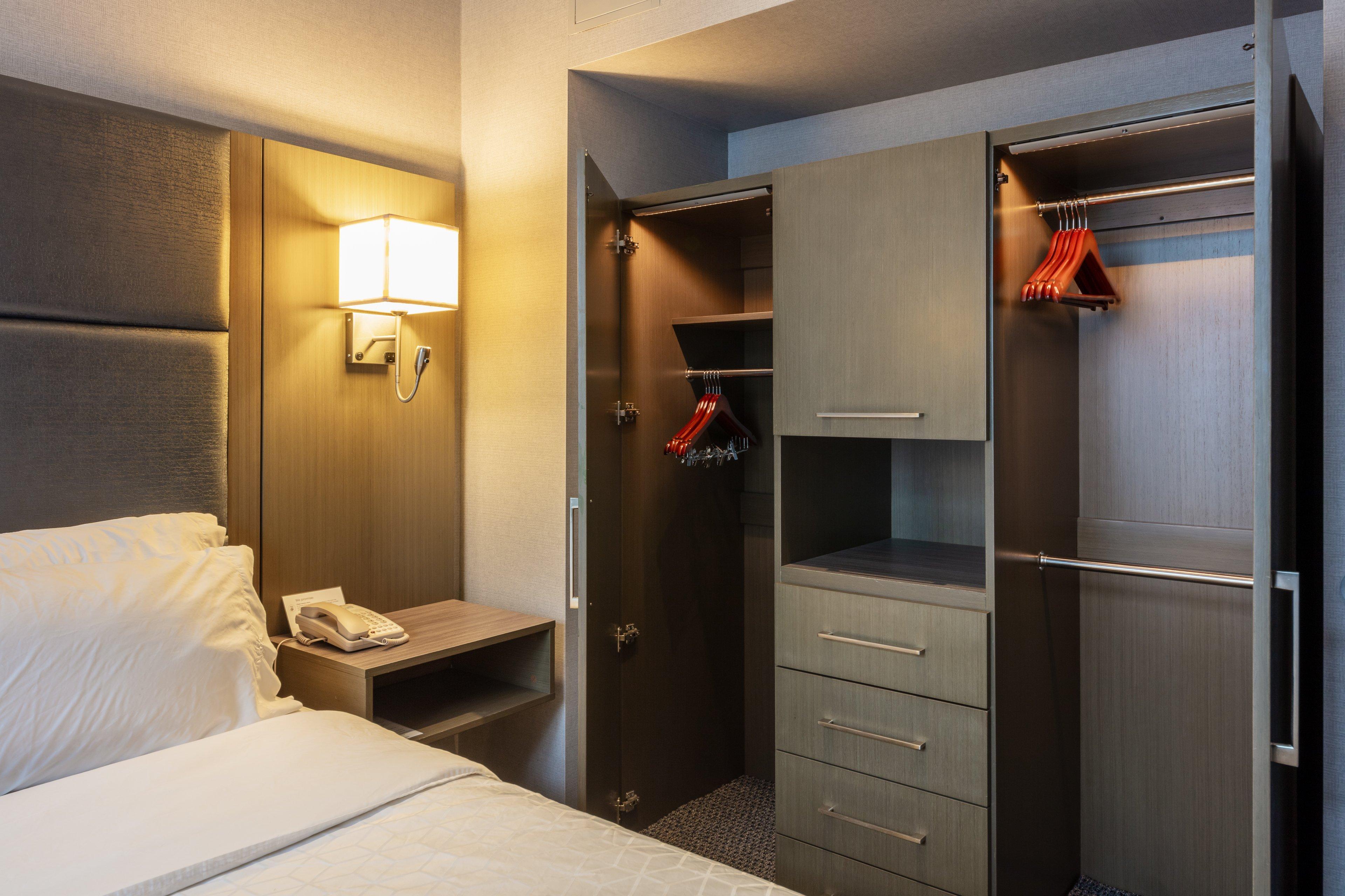 Holiday Inn Express & Suites Riverport Richmond By Ihg Экстерьер фото