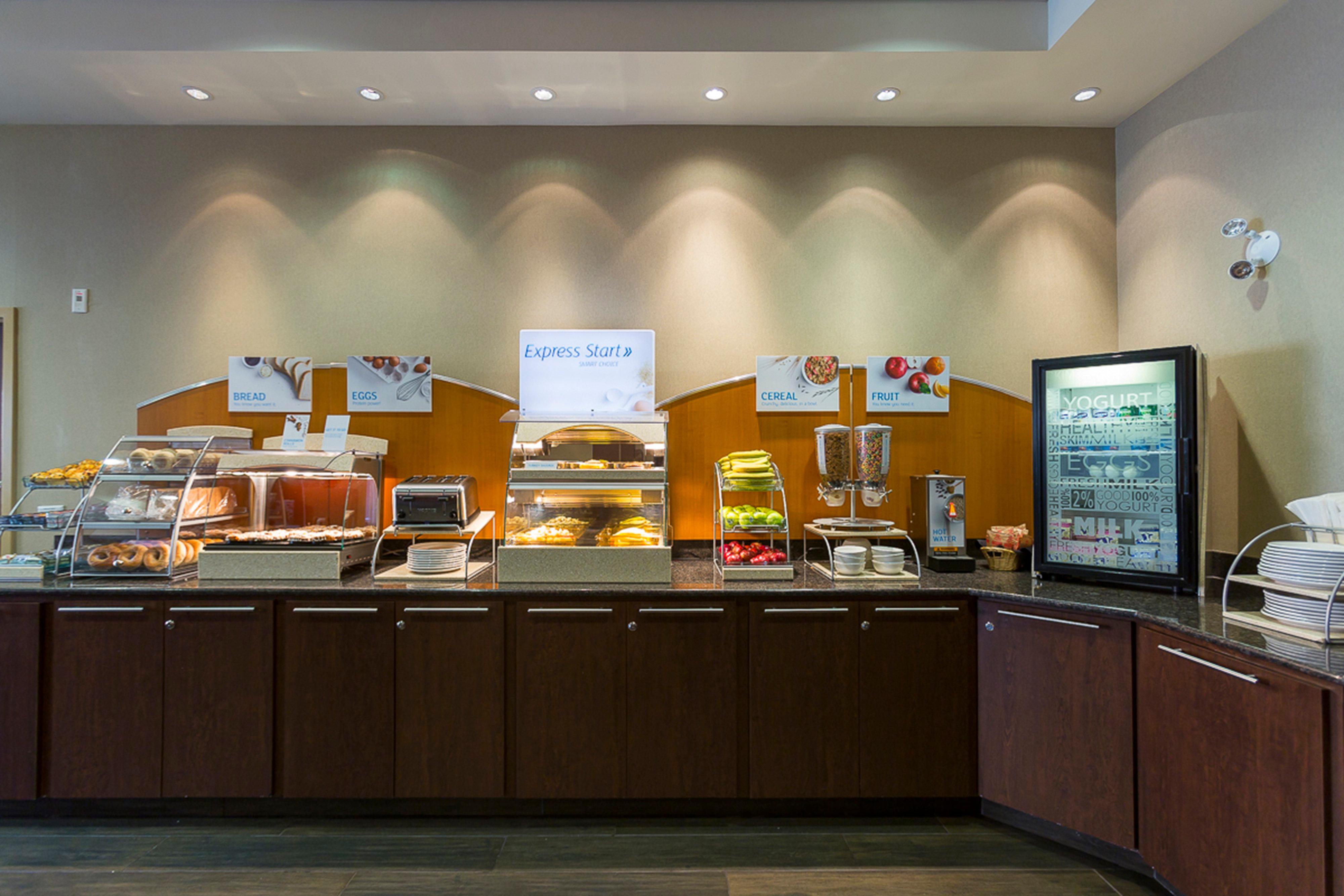 Holiday Inn Express & Suites Riverport Richmond By Ihg Экстерьер фото