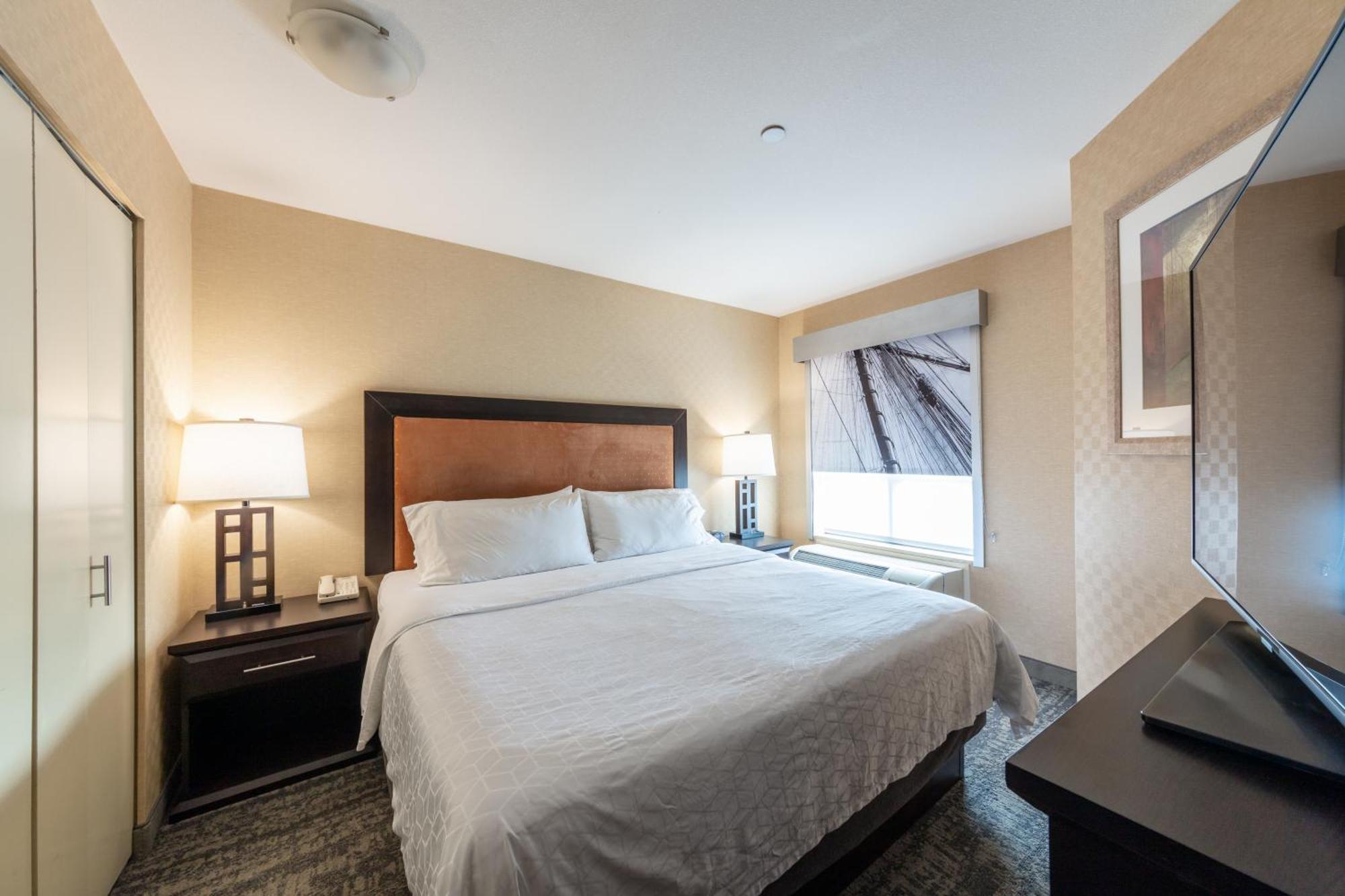 Holiday Inn Express & Suites Riverport Richmond By Ihg Номер фото